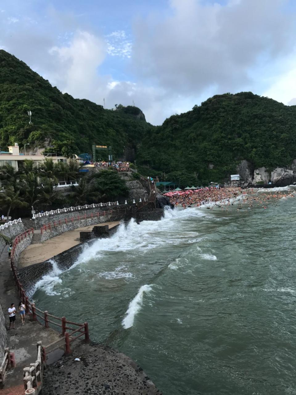 Hottel Song Chanh 2 Cat Ba Island Екстер'єр фото